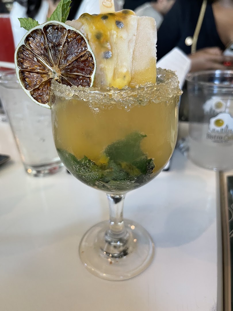 Bistro Café &mdash; a dish as served