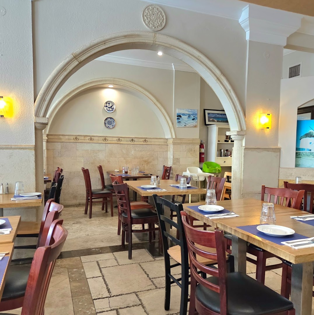 Maria's Greek Restaurant &mdash; the room
